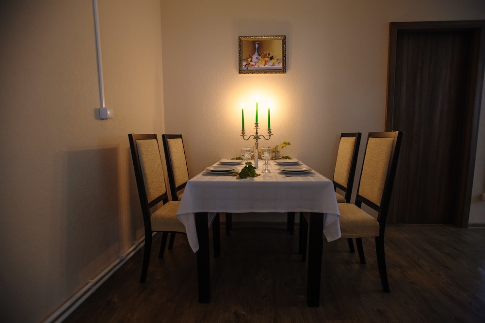 Family Cottage (4 adults) photo 2