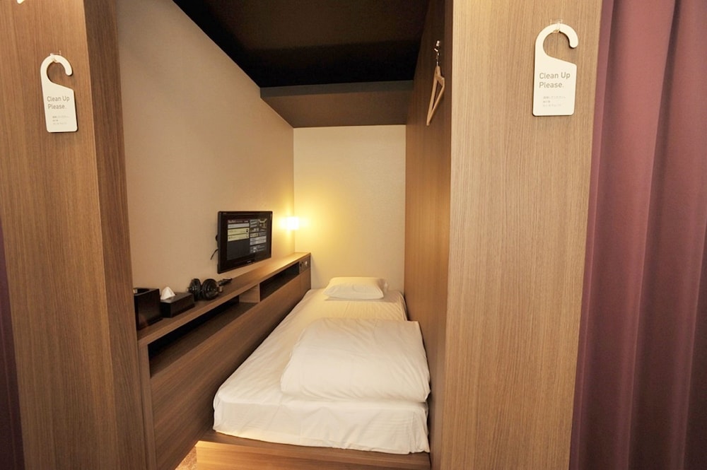 Economy Shared Dormitory, Mixed Dorm, Non Smoking
