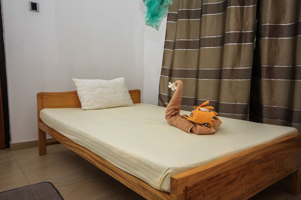 Einfaches Einzelzimmer, 1 Einzelbett (Gemeinschaftsbad mit Ventilator)