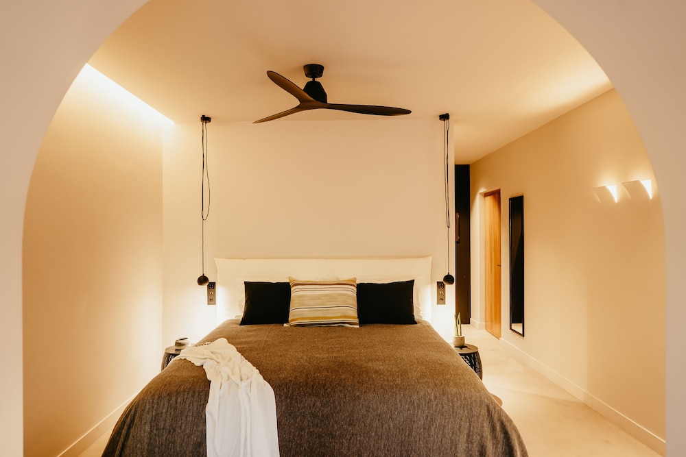 Nature Suite - Main Building - Photo 4