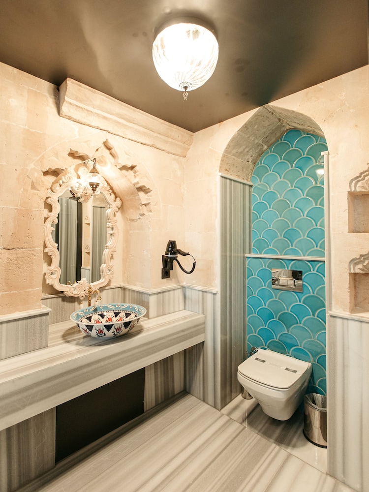 King Suite photo 2