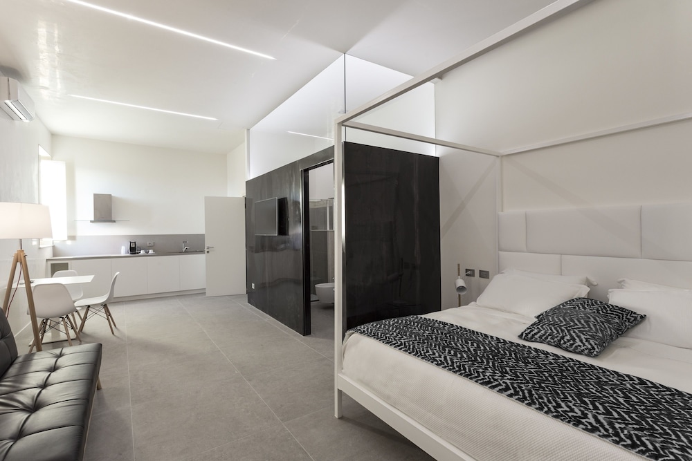 Studio Suite, City View photo 2