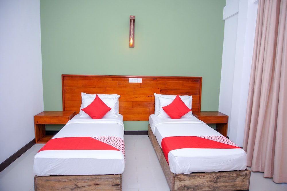 Deluxe Triple Room, Balcony photo 3