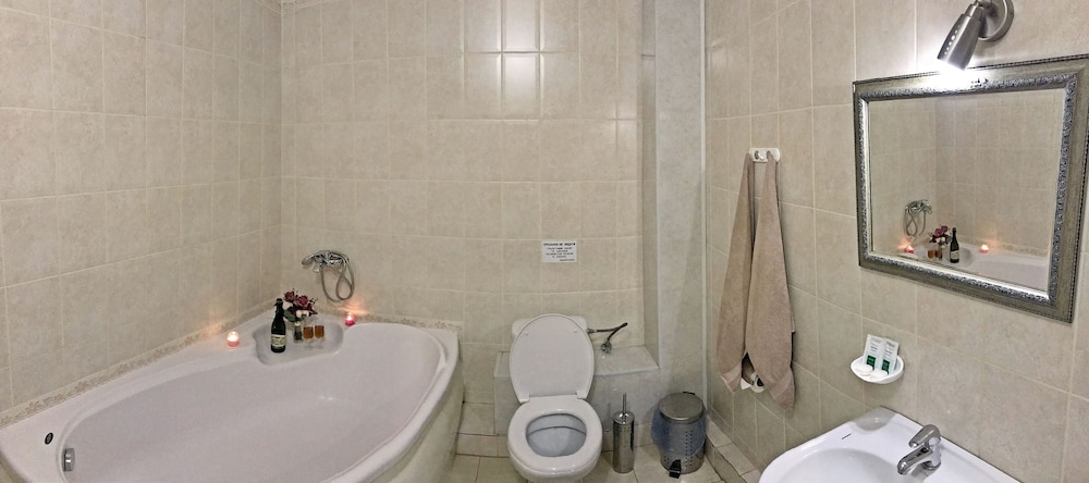 Comfort Triple Room photo 3