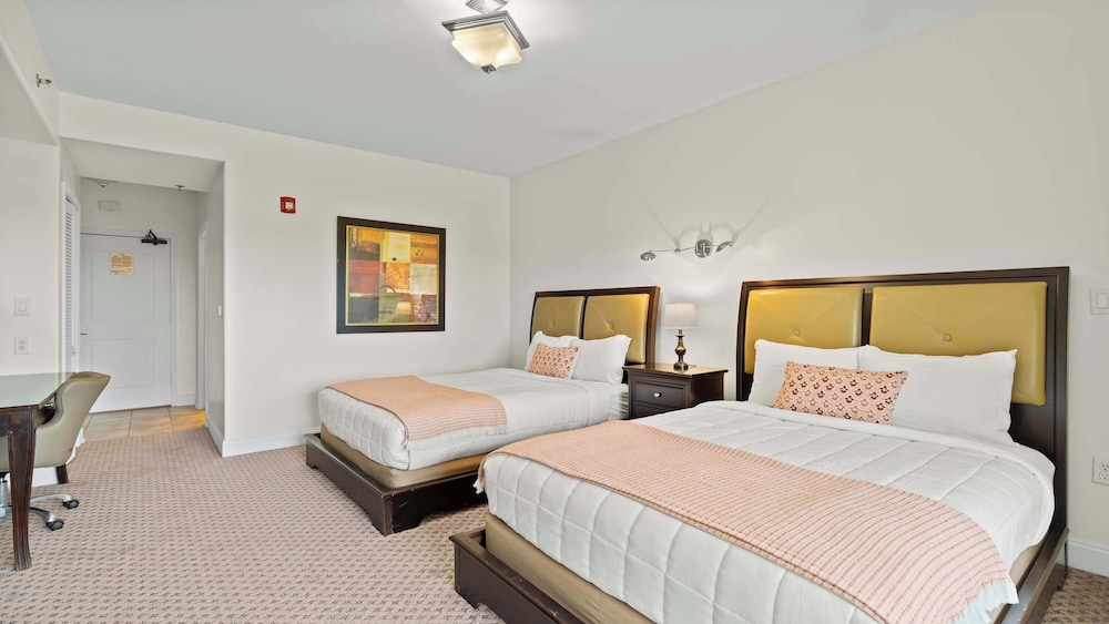 Condo, Multiple Beds, Balcony (Avila Serenity Suite) photo 1
