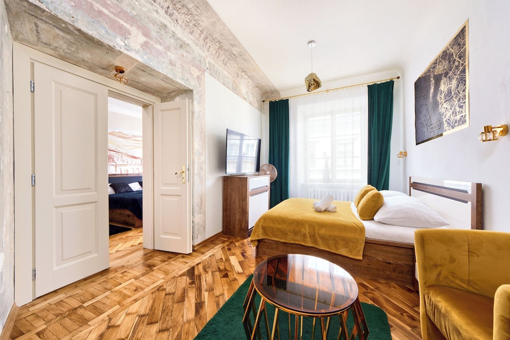 Premium Quadruple Room