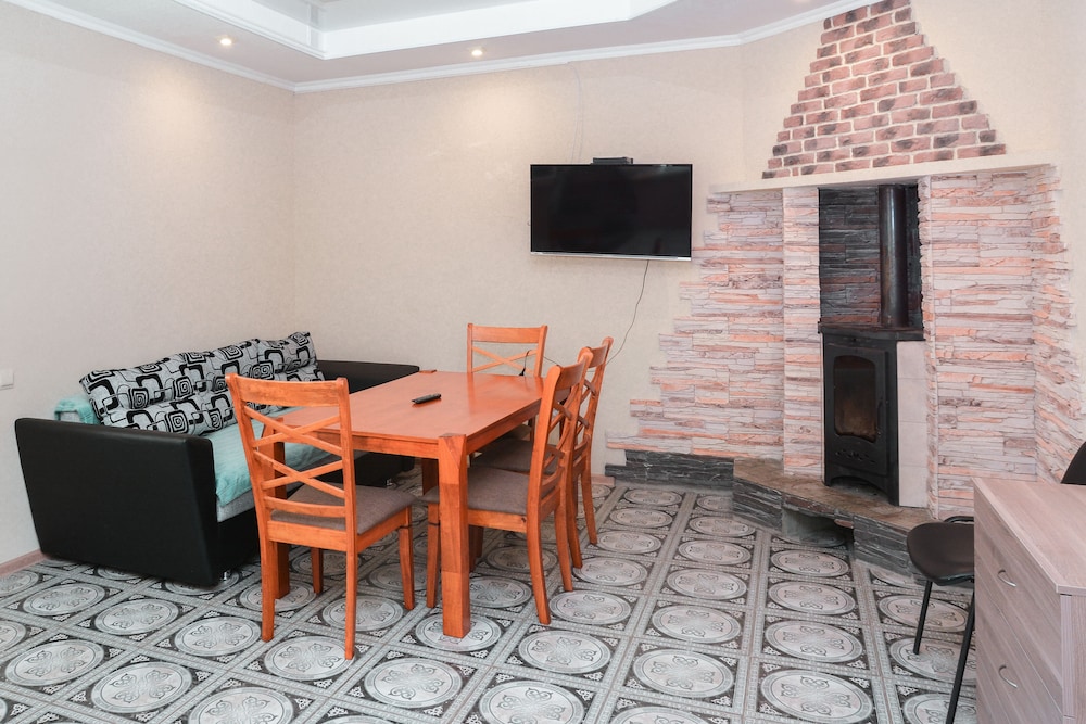 Standard Cottage, 6 Bedrooms, Kitchen photo 3
