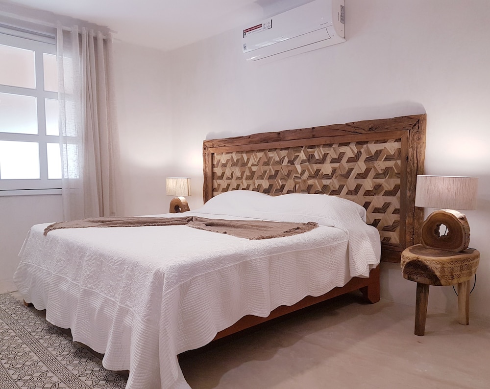 Ocean Front Master Suite photo 3