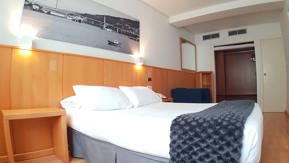 Double or Twin Room photo 3