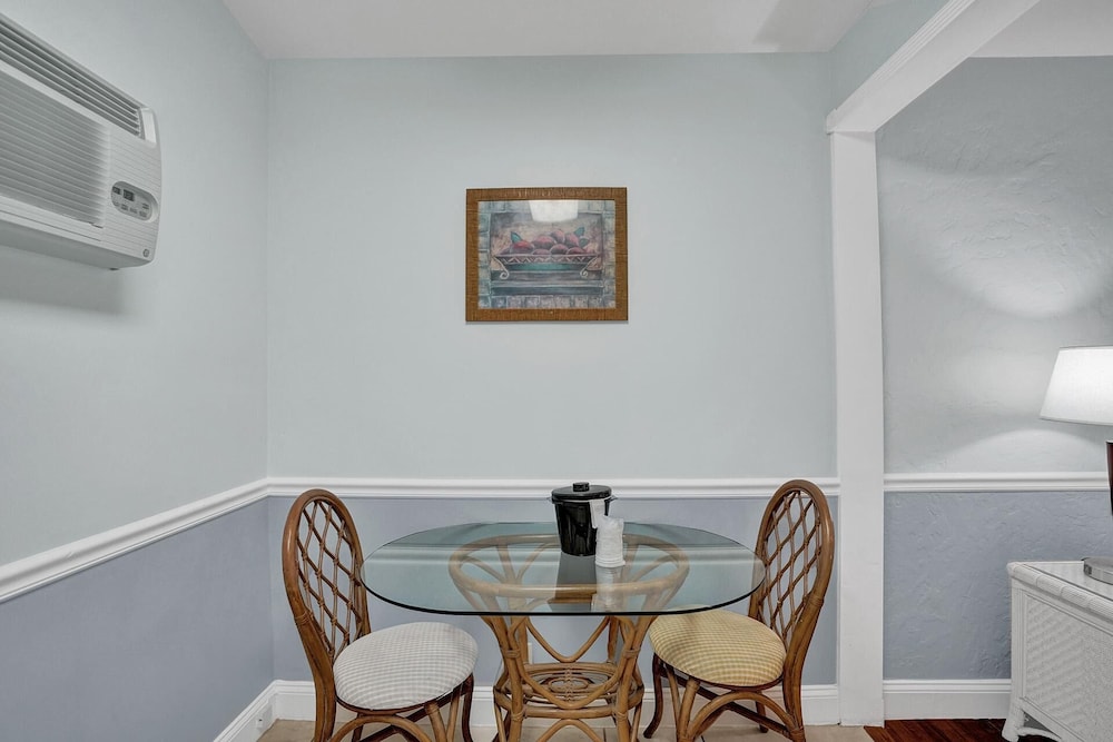Junior Suite, Men only photo 2