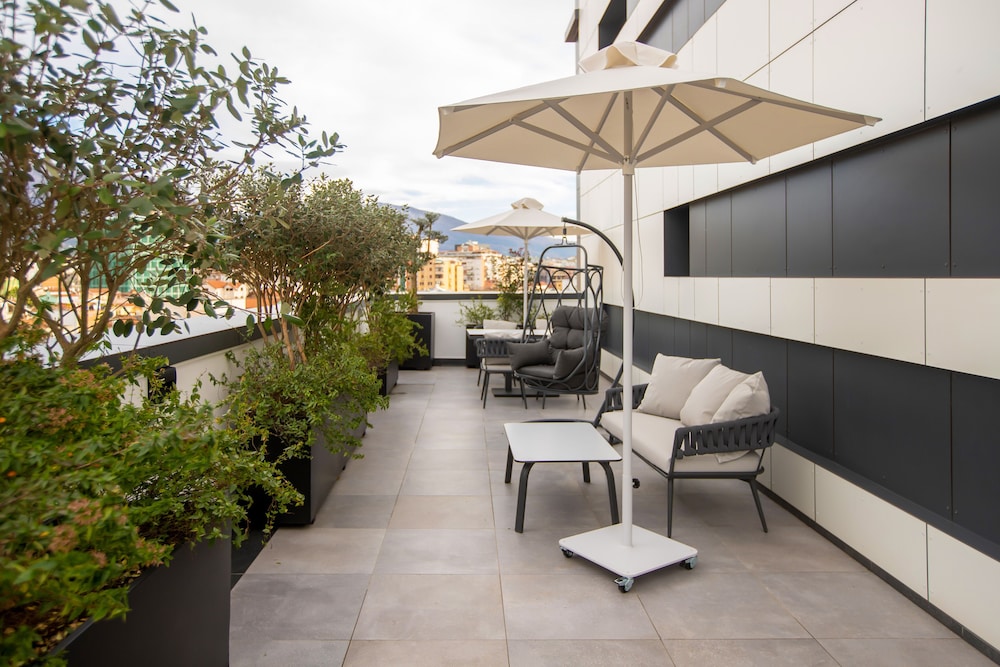Suite, Terrace (2+1)
