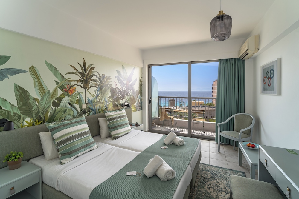 Double Room, Sea View - Photo 1