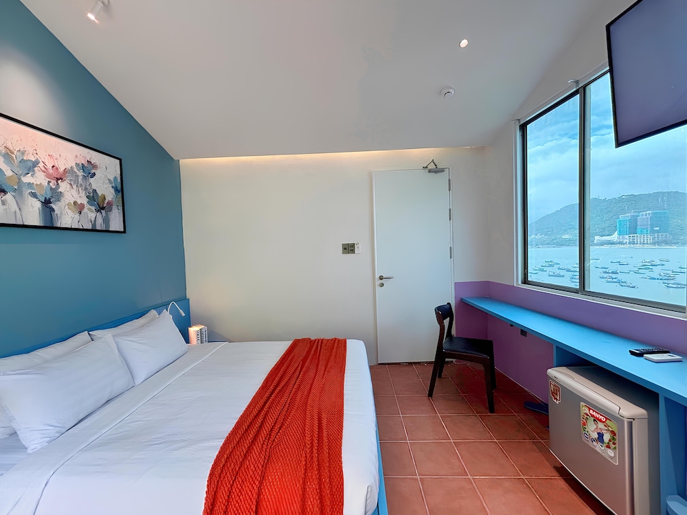 Deluxe Double Room, Balcony, Sea View - Photo 1