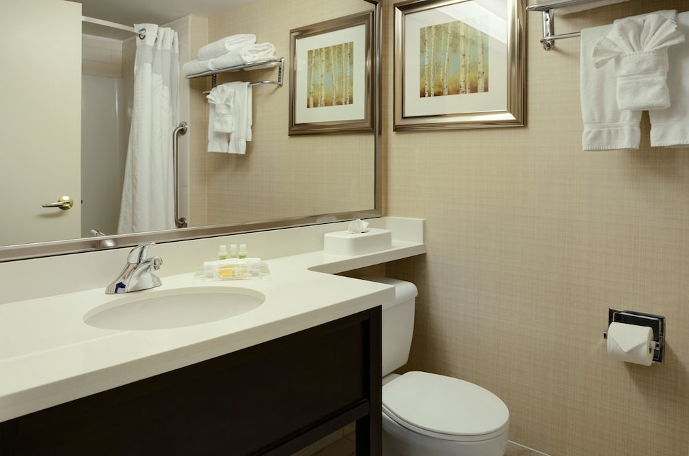 Standard Room, 2 Queen Beds (Pet Friendly) - Photo 7