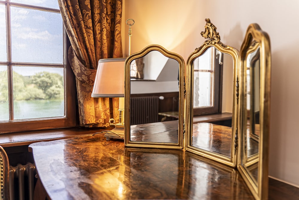 Suite - Photo 17