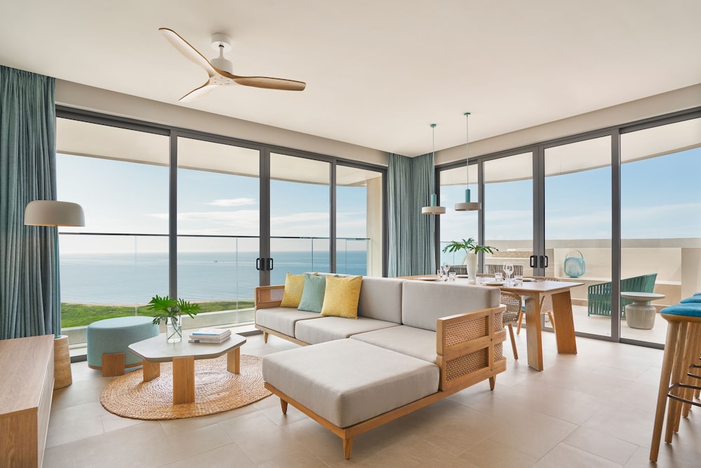 2 Bedroom Panorama Penthouse - Photo 4