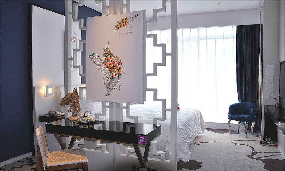 Business King Room photo 2