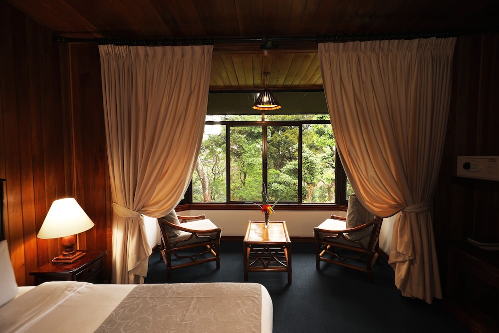 Superior Room, 2 Queen Beds - Photo 2