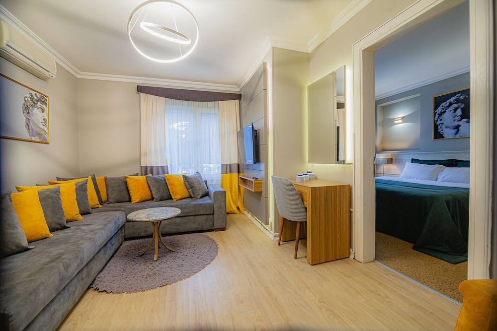 Exclusive Apartment photo 3