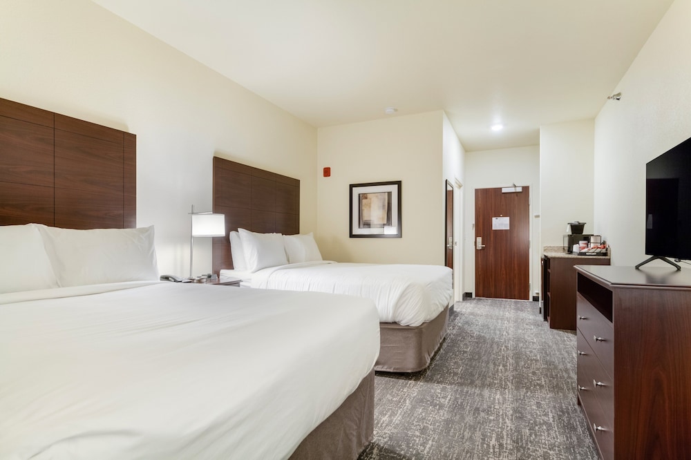 Room, 2 Queen Beds, Non Smoking - Photo 1