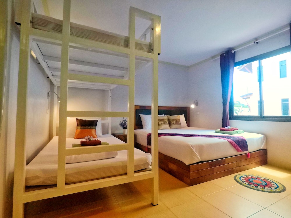Quadruple Room photo 3
