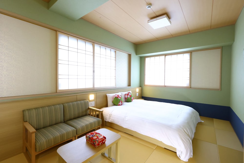 Standard King Room, Non Smoking - Photo 1