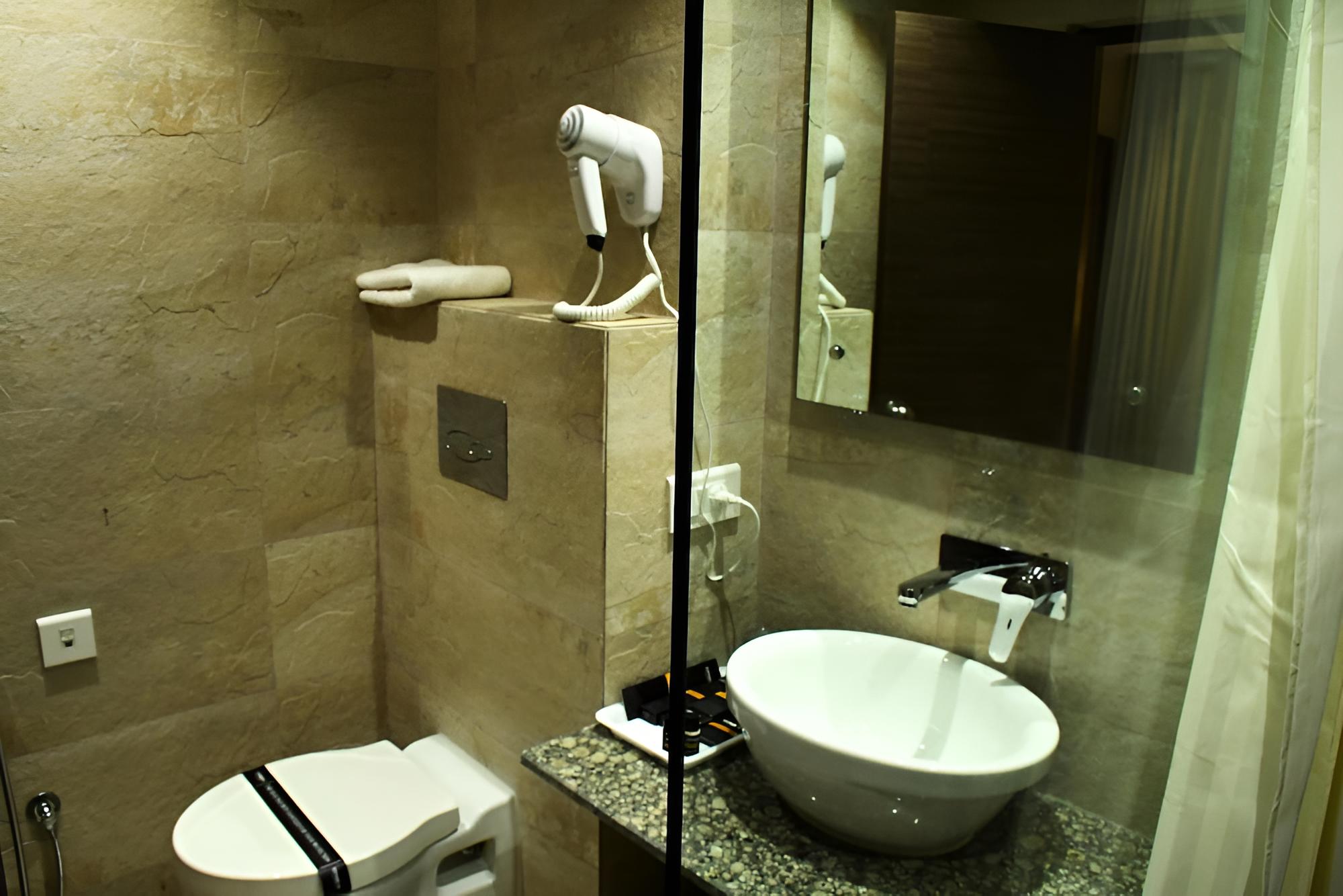 Deluxe Twin Room - Photo 4