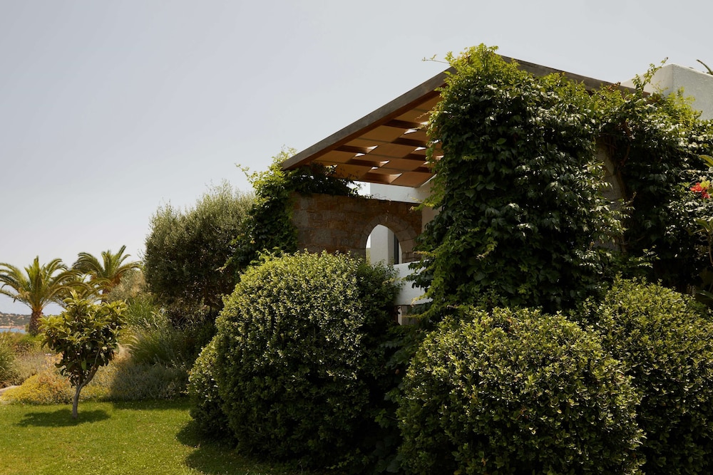 Zen Beachfront Bungalow
