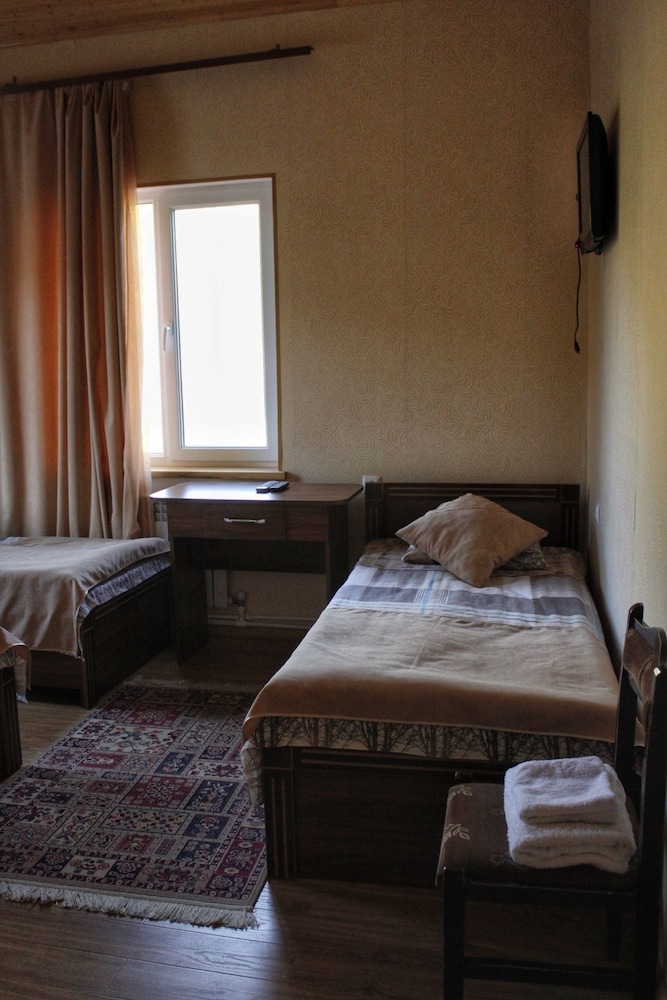 Standard Triple Room, Mountain View photo 3