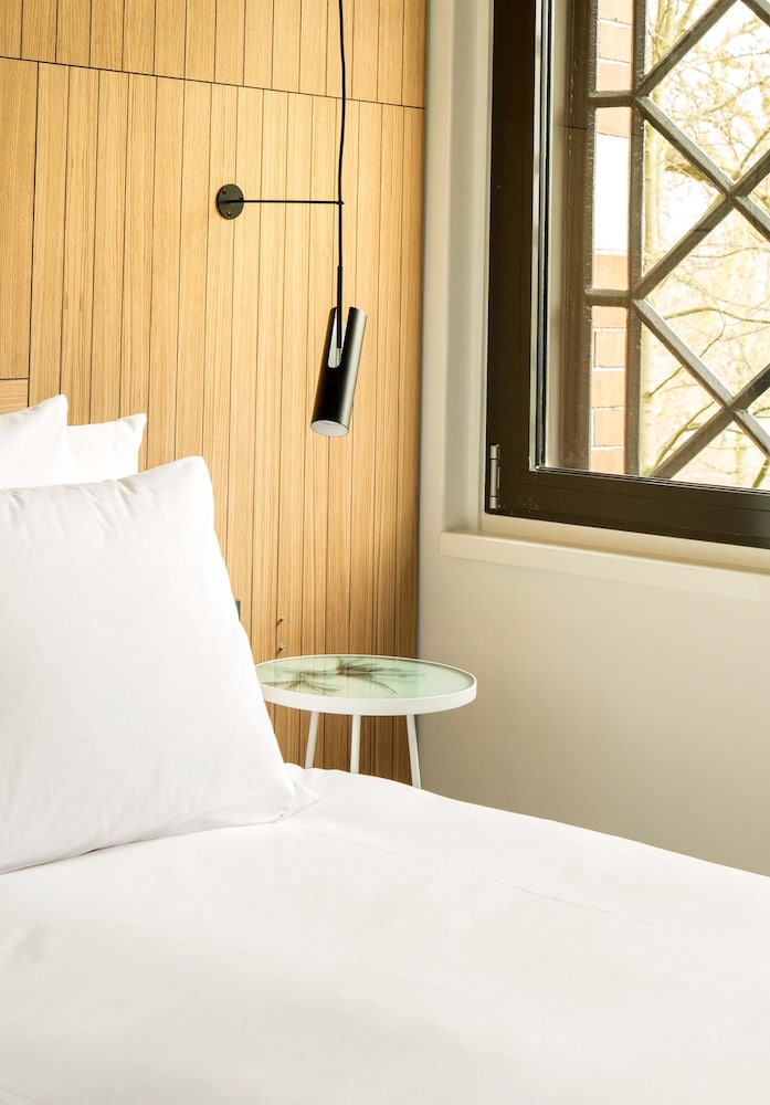 Conscious Wow Room, Park view thumbnail 5
