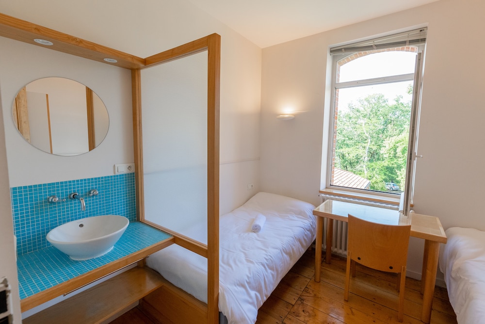 Standard Double Or Twin Room - Photo 2