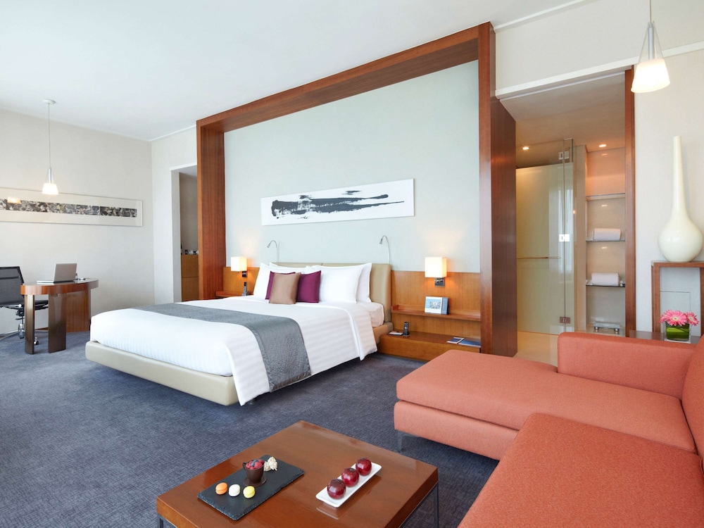 Premier Suite, 1 King Bed (Executive)