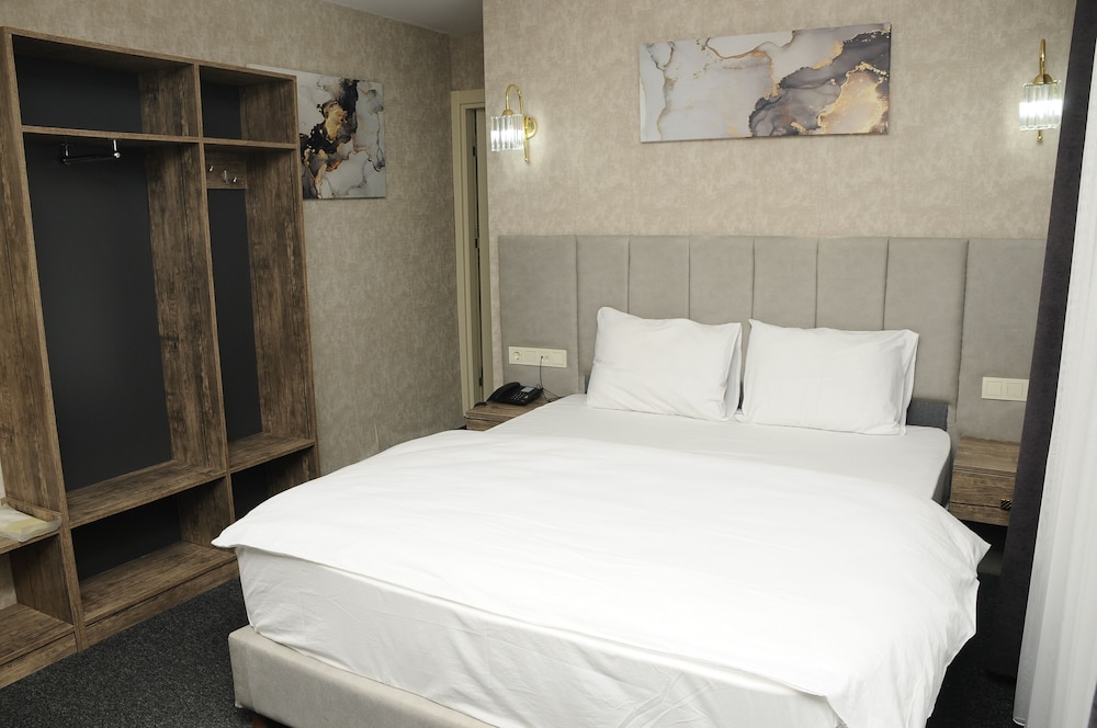 Standard Room photo 2