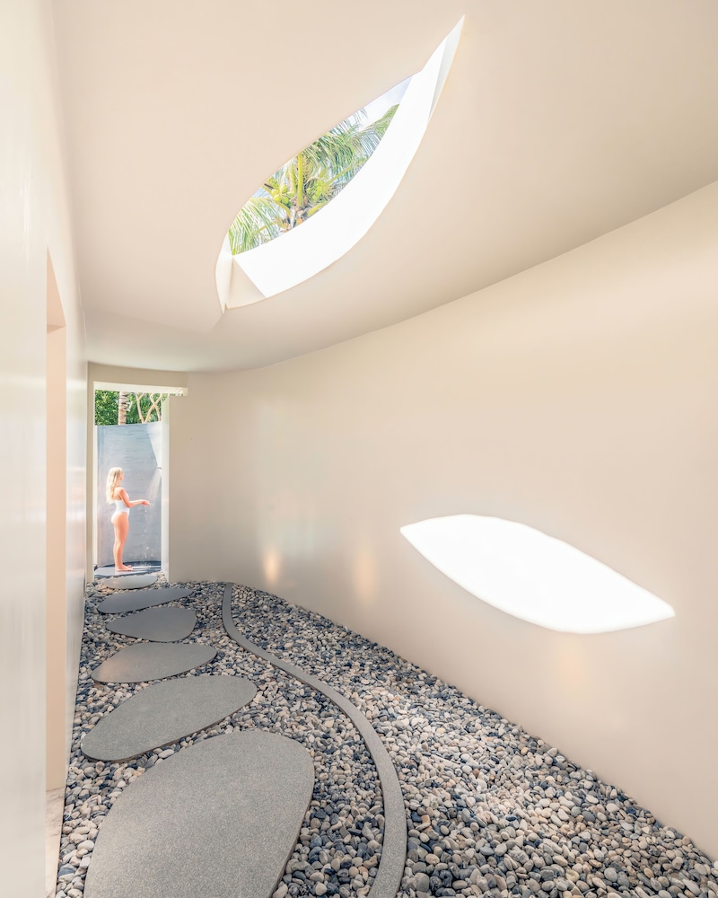 Beach Front Pool Villa - Photo 2
