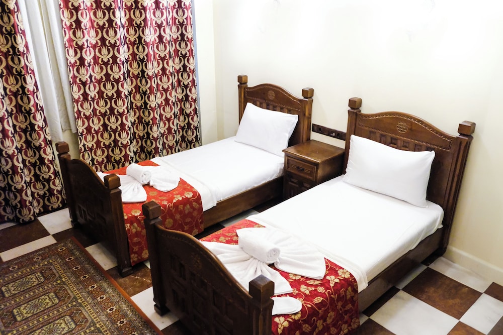 Deluxe Double Or Twin Room photo 1