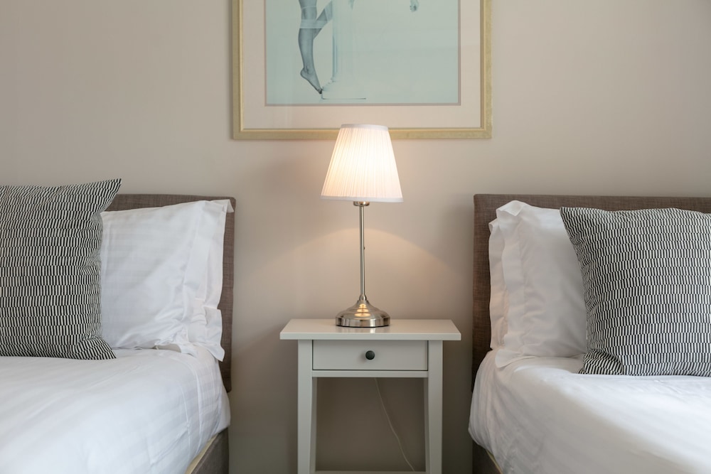 Classic Apartment, Multiple Beds