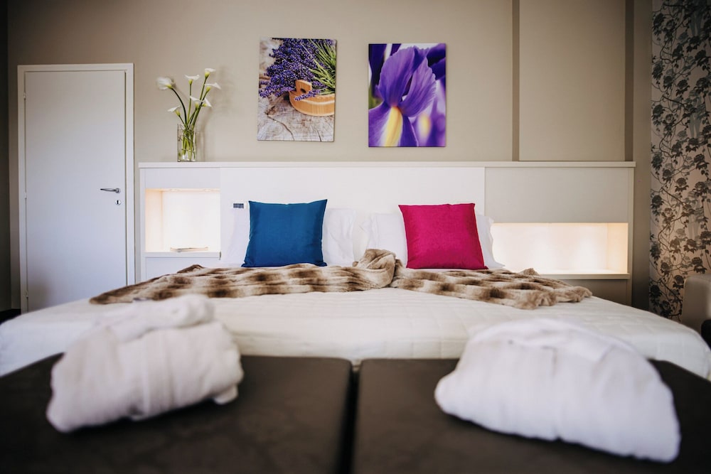 Junior Double Room photo 3