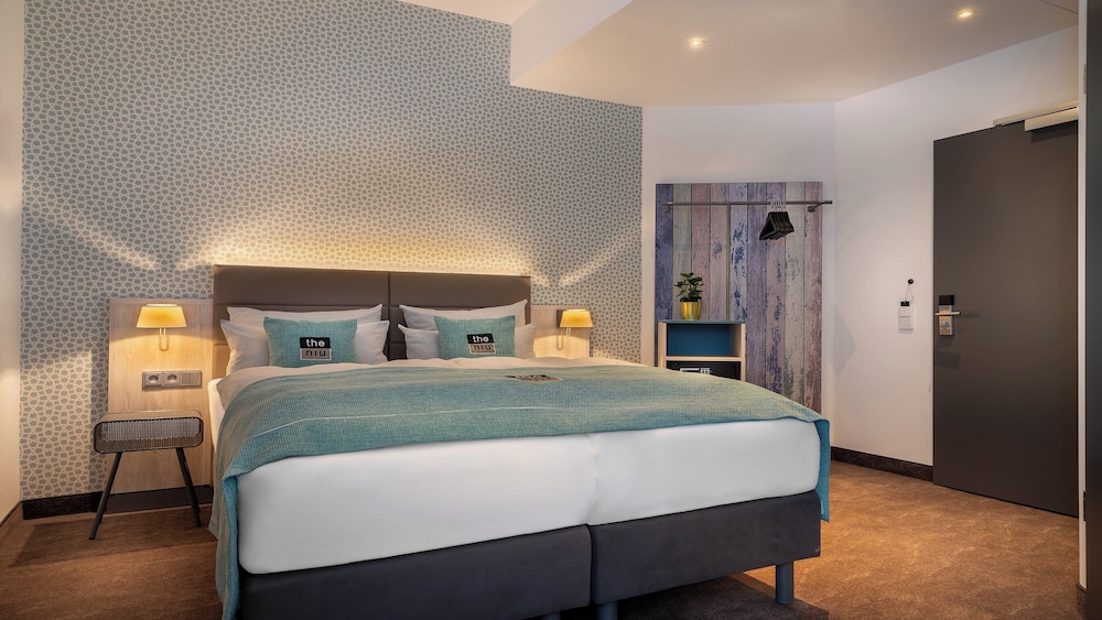 Standard Room, 1 Queen Bed (Annex)