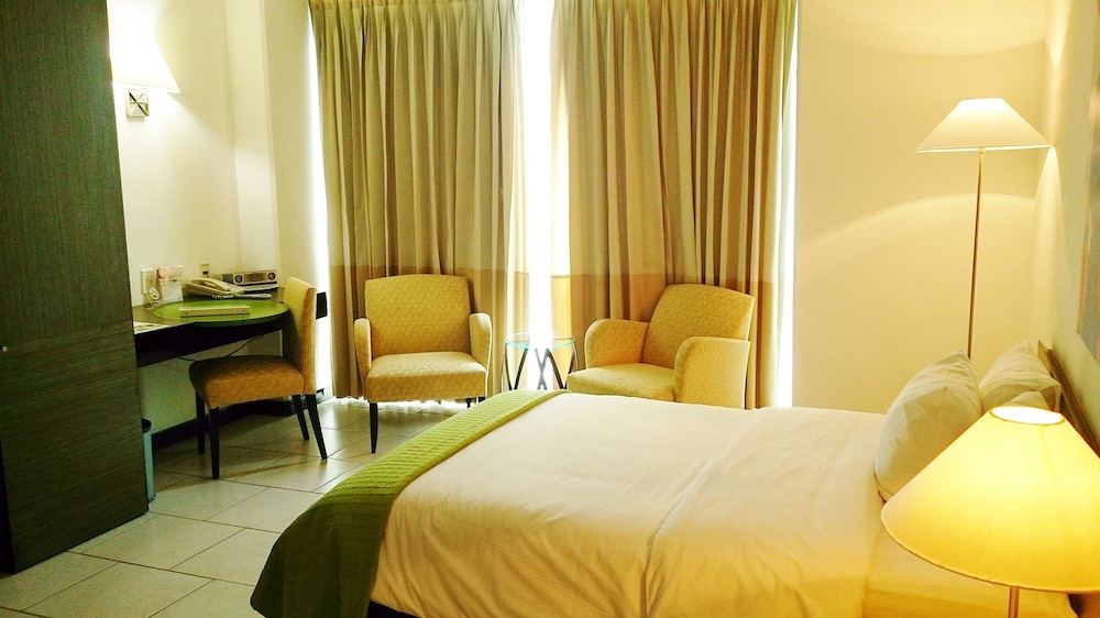 Deluxe Double Room, 2 Double Beds, Sea View - Photo 3