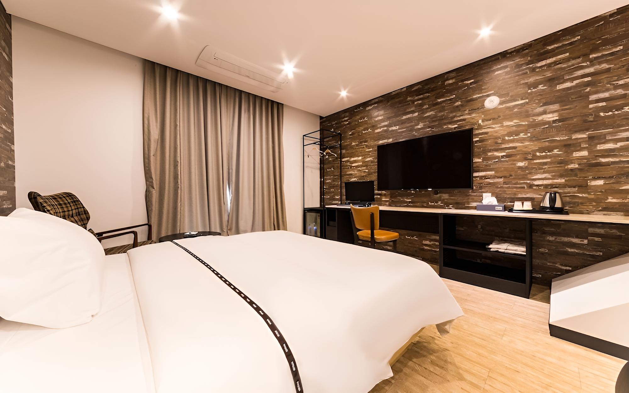 Room (Semi-special with Hot Spring (Single ) - Photo 4