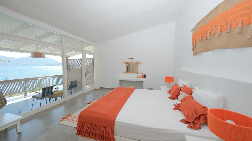 Triple Room, Balcony, Sea View - Photo 8