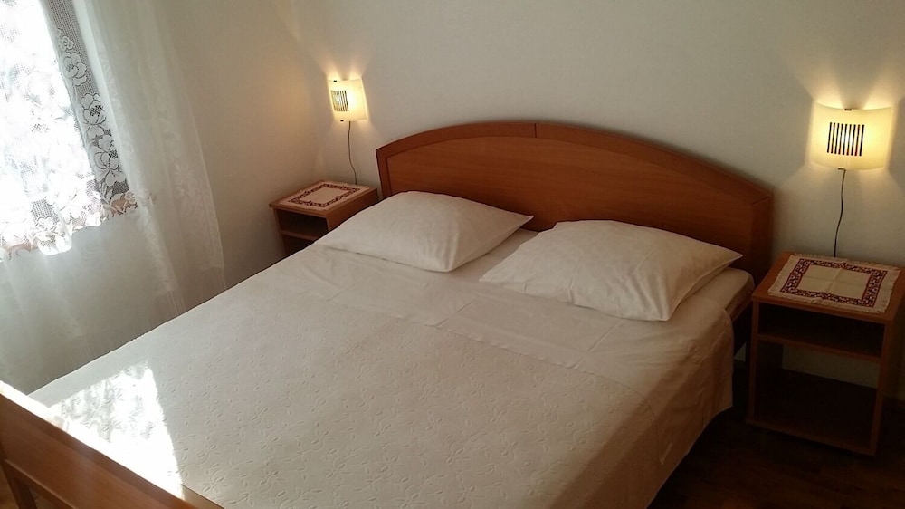 Apartment (Zlatko - 100m from the sea - A1(4)) photo 2