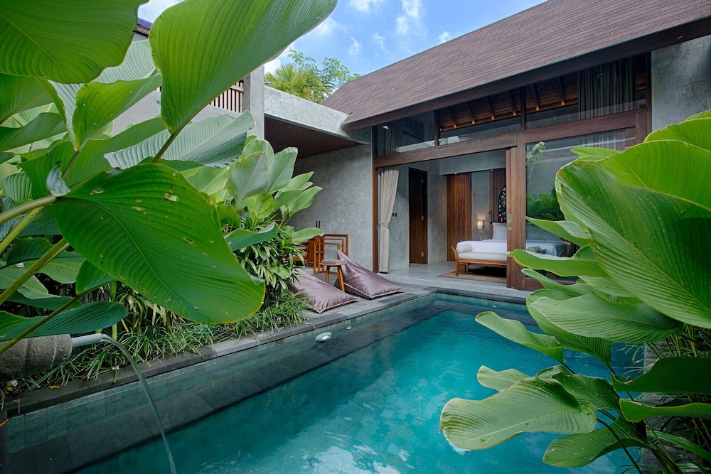 One Bedroom Private Pool Villa - Photo 2