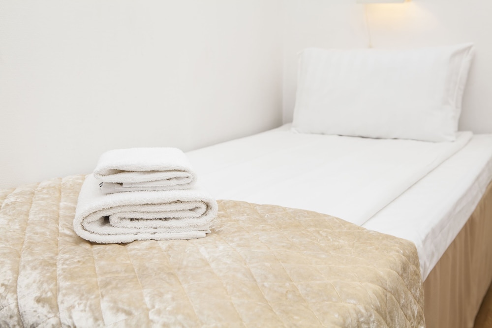 Economy Single Room, Shared Bathroom