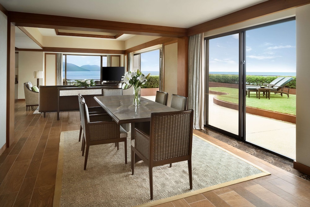 Garden Wing, Suite, Terrace photo 3