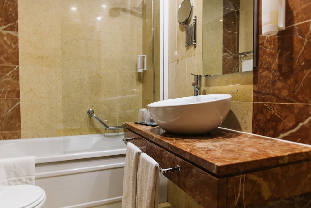 Premier Double Room - Photo 2