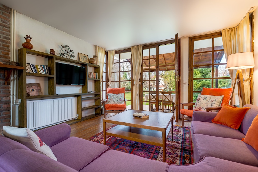 Family Villa, 3 Bedrooms, Garden View