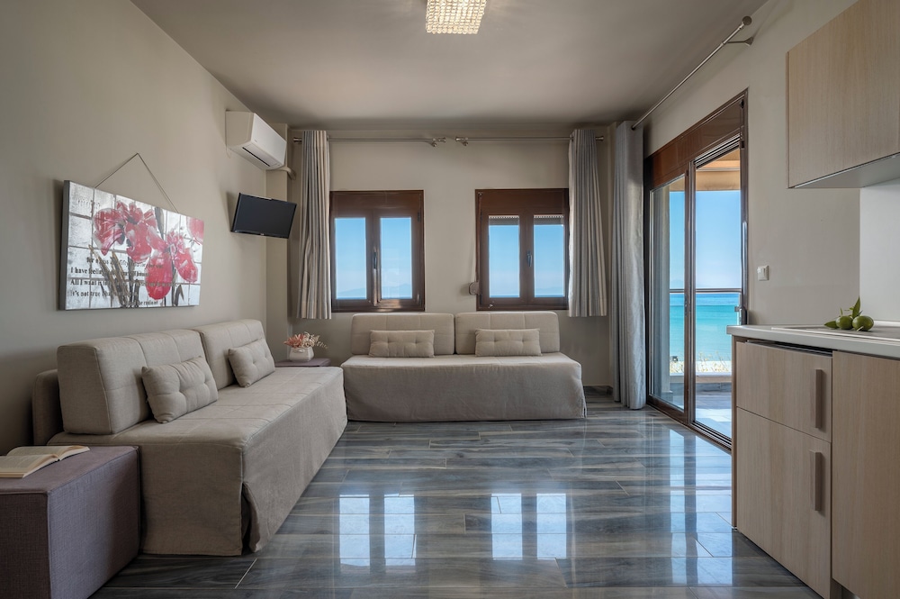 Suite, 1 Bedroom, Sea View photo 1