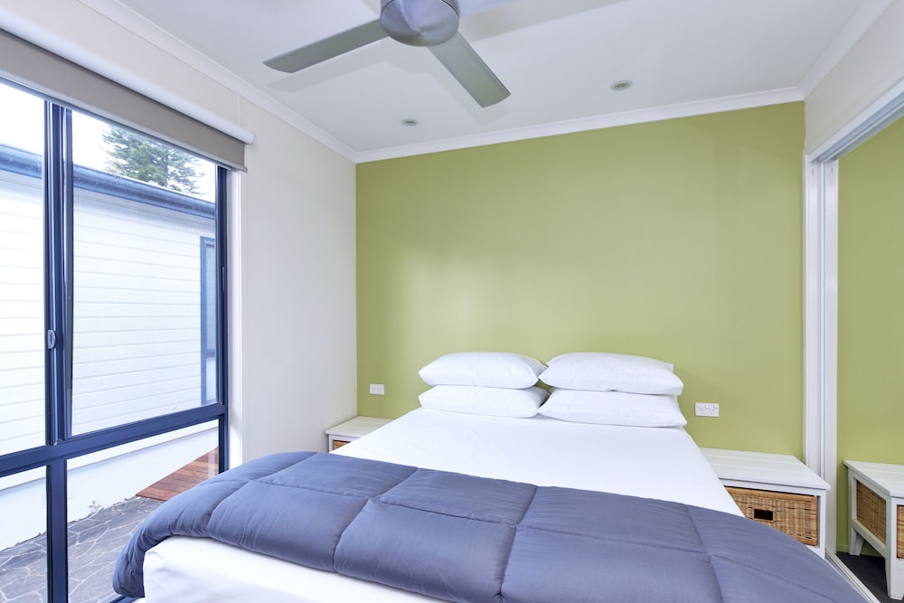 Seabreeze Villa photo 2