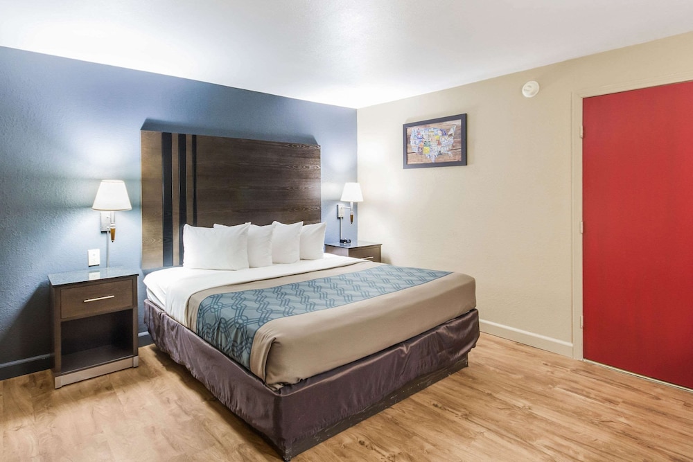Room, 1 King Bed, Accessible, Non Smoking